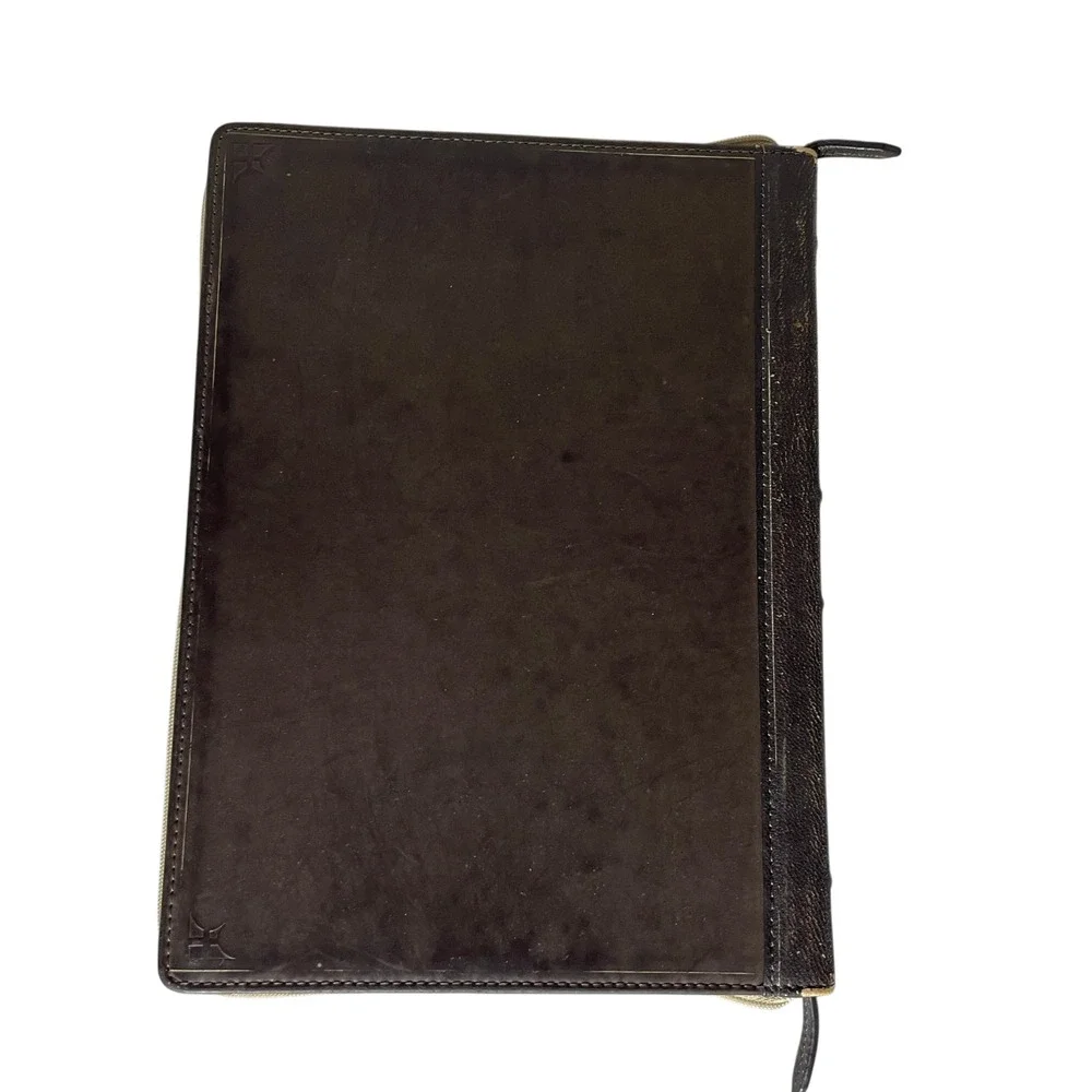 Twelve South Book Book Distressed Leather Old Book IPad Case iPad  7.5 x 11 3/4
